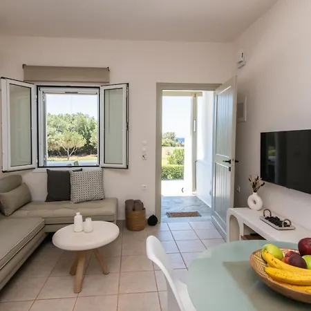 Kores Your Tinos Summer Retreat * Agios Ioannis (Tinos)